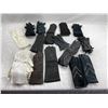 Image 2 : 22 Pairs of Gloves