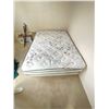 Image 2 : Double Mattress and Box Spring