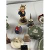 Image 4 : Assorted glass and ceramic figurines