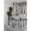 Image 2 : Assorted cutlery