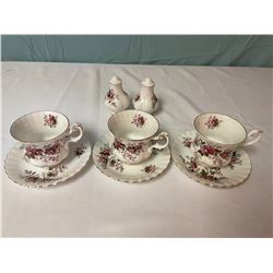 Royal Albert Lavender Rose Set