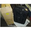Image 1 : NEW SUITCASE