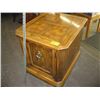 Image 1 : END TABLE WITH STORAGE