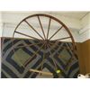 Image 1 : LARGE SPINNING WHEEL