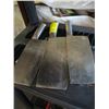 Image 1 : 3 MEAT CLEAVERS