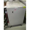 Image 1 : METRO FLAVOR HOLD HEATED CABINET