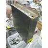 Image 1 : STAINLESS STEEL WALL MOUNT KNIFE HOLDER