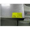 Image 2 : STEP STAINLESS STEEL EQUIPMENT STAND