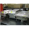 Image 1 : 3 CHAFING DISHES