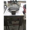 Image 1 : WINSTON BONE-IN CHICKEN FRYER.