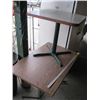 Image 2 : 2 ARBORITE TOPPED TABLES