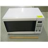 Image 1 : DANBY DIPLOMAT MICROWAVE.