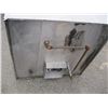 Image 2 : SMALL 3' X 3 ' RANGE HOOD WITH FIRE SUPPRESSION BOTTLE