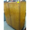 Image 1 : 2 DOOR WOOD CABINET