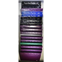 LOT OF 18 U.S. PROOF SETS: