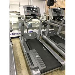 LIFE FITNESS 95TI COMMERCIAL INCLINE FLEXDECK TREADMILL, 120V/20A PLUG