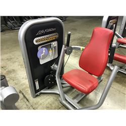 LIFE FITNESS CHEST PRESS  STATION