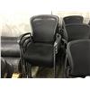 Image 3 : BLACK MESH BACK STACKABLE CLIENT CHAIR