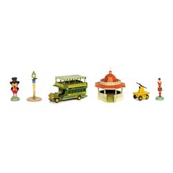 Main Street Pewter Miniatures.