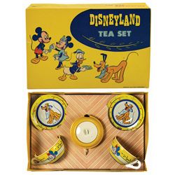 Mickey Mouse and Friends Disneyland Tea Set.
