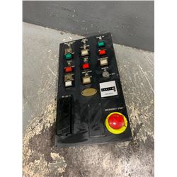 FANUC A05B-2051-C121 OPERATORS PANEL