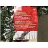 Image 2 : 9ft Battery Operated LED Pre-Lit Garland with Timer