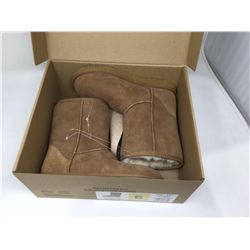 Kirkland Short Shearling Boot (size 6) Chestnut