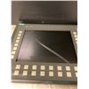 Image 2 : SIEMENS 6FC5203-0AF02-0AA1 OPERATOR PANEL - CRACKED GLASS
