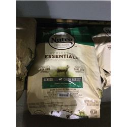 Nutro Wholesome Essentials Senior Dog Food (13.61kg)