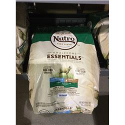 Nutro Wholesome Essentials Large Breed Puppy Dog Food (13.61kg)