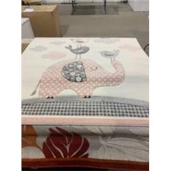 5' 3" x 5' 3" Area Rug