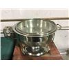 Image 1 : Round Chafing Dish