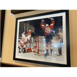 Framed Gretzky Team Canada Scores collector picture