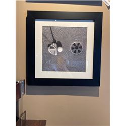 Framed Golf Putting at the hole picture