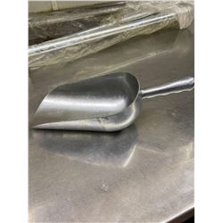 Large 58 oz portion scoop