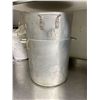 Image 2 : Lot of 2 Aluminum stock pots