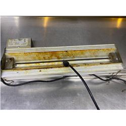 Vollrath radiant pass thru heater