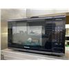 Image 1 : Panasonic commercial Microwave