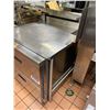 Image 1 : Quest Stainless Steel 36 inch table