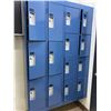 Image 2 : Bank of lockers 14 doors