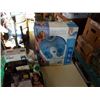 Image 2 : BEAUTY ITEMS, BREAST PUMP AND FOOT BATH