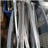 Image 2 : 3 BINS OF 24 INCH SUPPORT BRACKETS