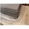 Image 3 : LOT OF 100 SHEETS GREY SPILL PADS