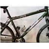 Image 2 : GREEN DIAMONDBACK BIKE