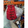 Image 3 : TRAY OF PET ITEMS, DOG COAT, PET TOYS