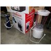 Image 2 : Toaster, coffee maker, blender and steamer
