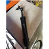 Image 2 : 4 camera tripods