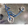 Image 1 : 1980S KENT SUPER SCOOTER