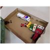 Image 3 : TRAY OF TOY CARS AND TONKA TRAILER