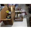 Image 2 : LOT OF VINTAGE CANNISTERS, HOUSEHOLD ITEMS, DECOR